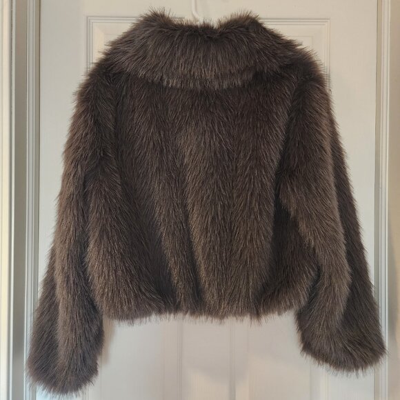 NEW Rebecca Minkoff Faux Fur Coat - So chic and soft!!! - Picture 3 of 8